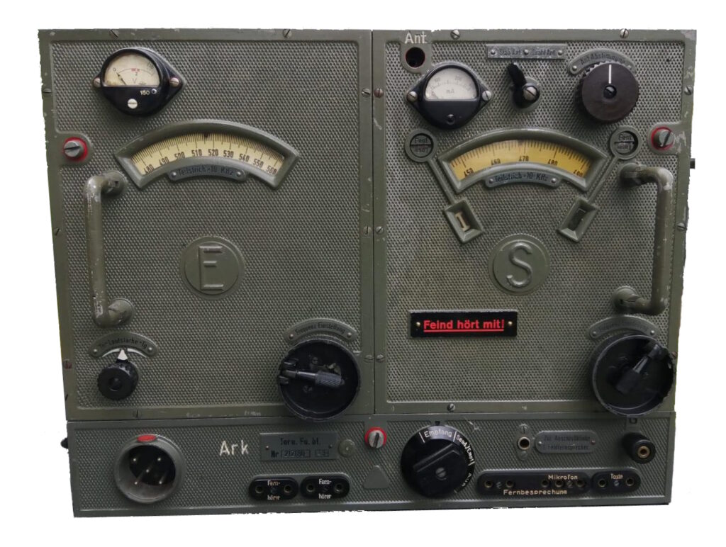Radio Torn Fu B1