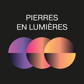 Logo de Pierres en Lumières : 3 cercles de couleur sur fond noir.