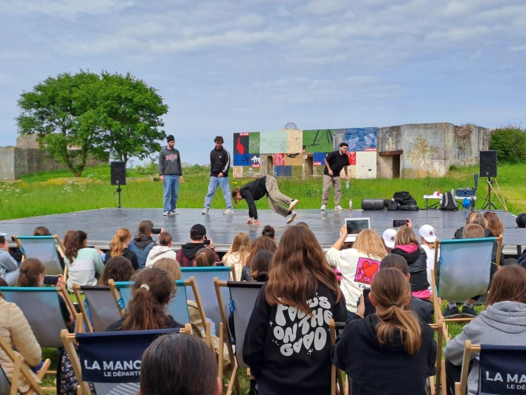 Show de Breakdance, Les collégiens font le Mur